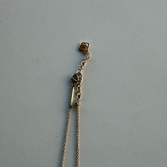 Kendra Scott Necklace - Picture 4 of 4